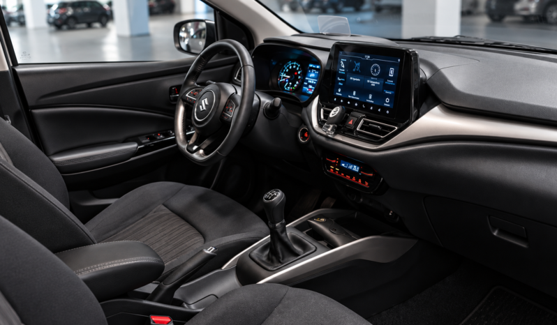 
								2025 Suzuki Baleno GLX full									