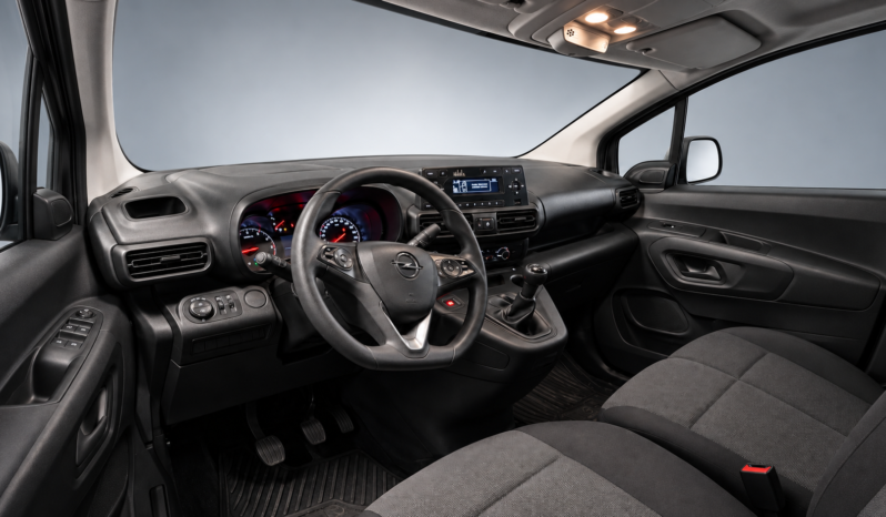 
								2022 Opel Combo MT Diesel full									